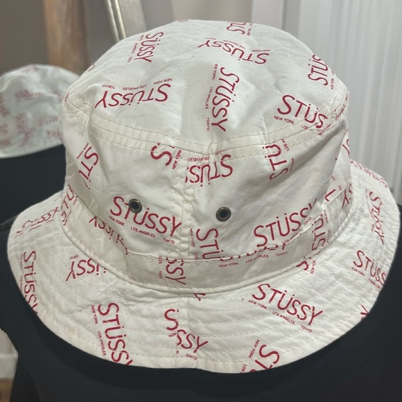 Stüssy bucket hat - Picture 1 of 3